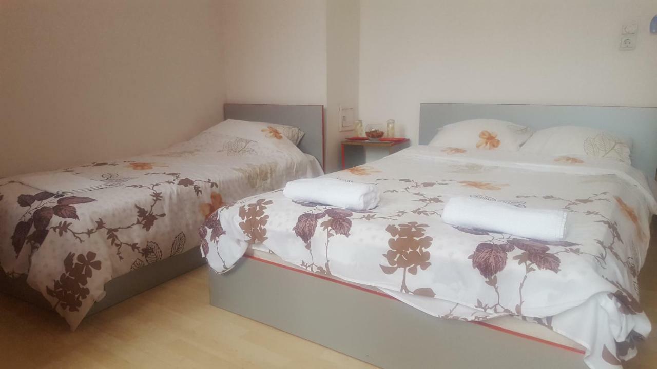 Guest House - Batak ภายนอก รูปภาพ
