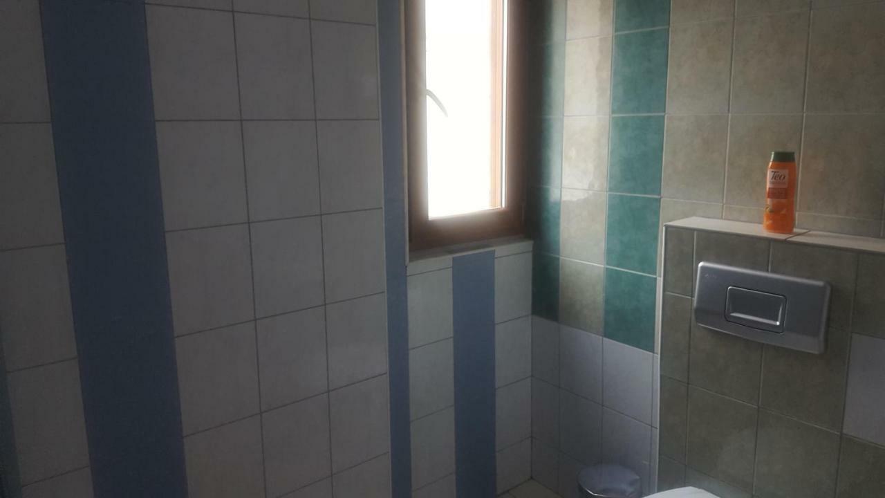Guest House - Batak ภายนอก รูปภาพ