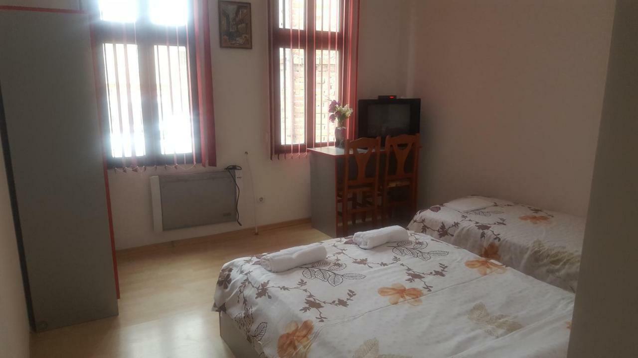Guest House - Batak ภายนอก รูปภาพ